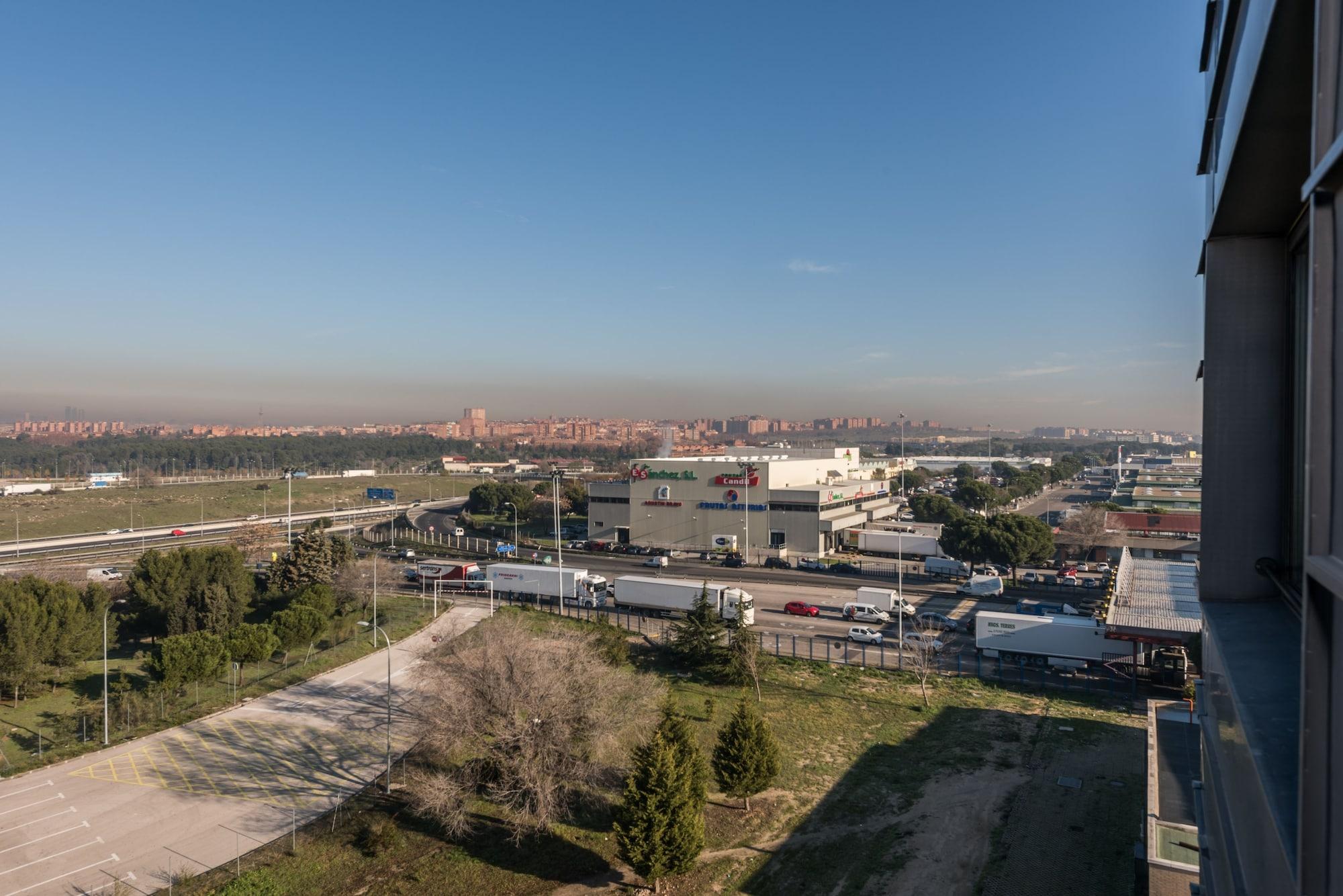 Hotel Mercader Madrid Exterior photo