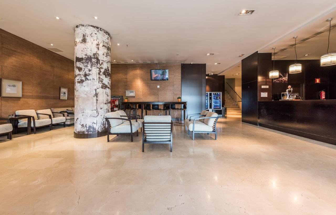 Hotel Mercader Madrid Exterior photo
