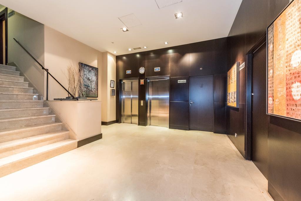 Hotel Mercader Madrid Exterior photo