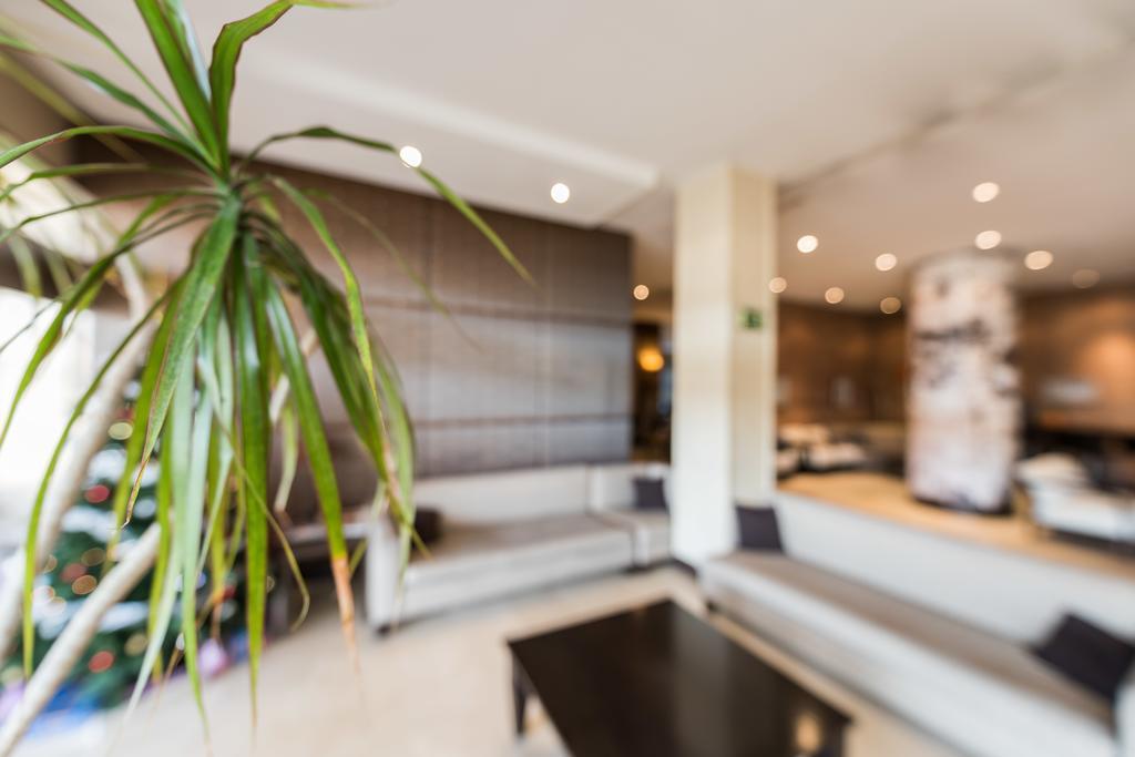 Hotel Mercader Madrid Exterior photo