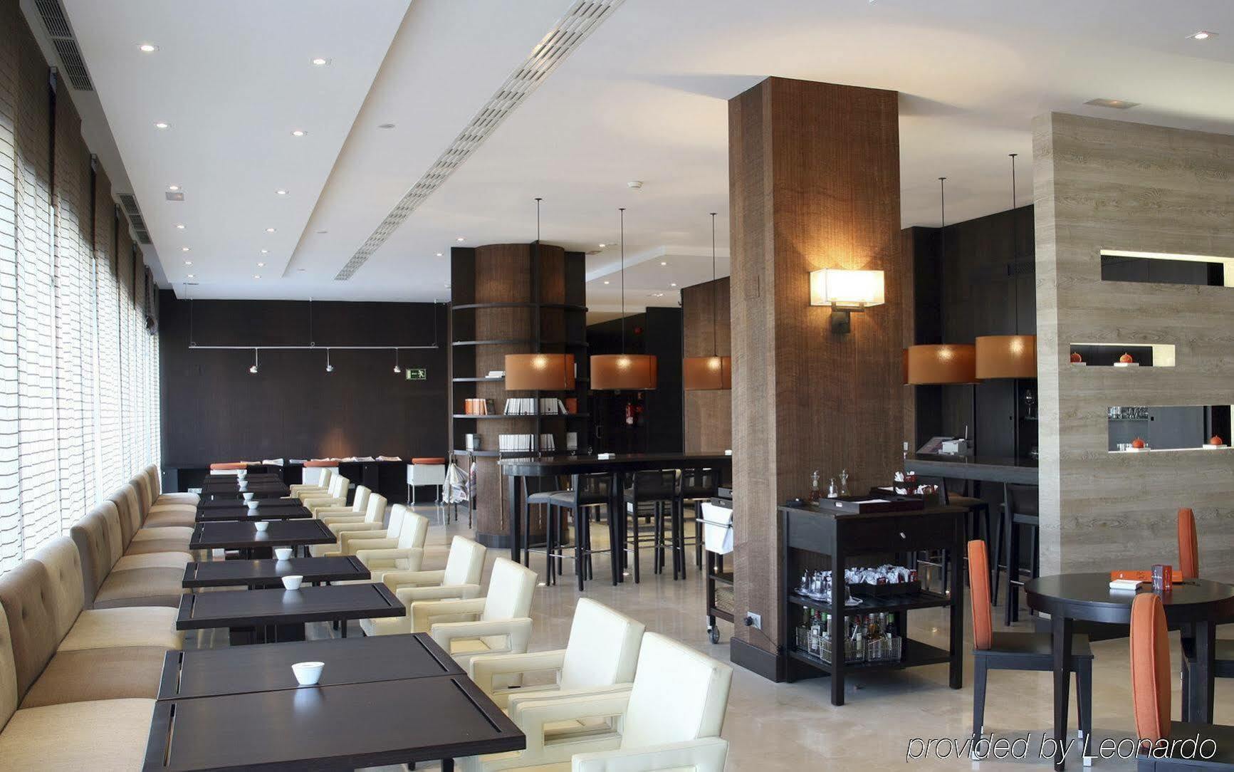 Hotel Mercader Madrid Restaurant photo